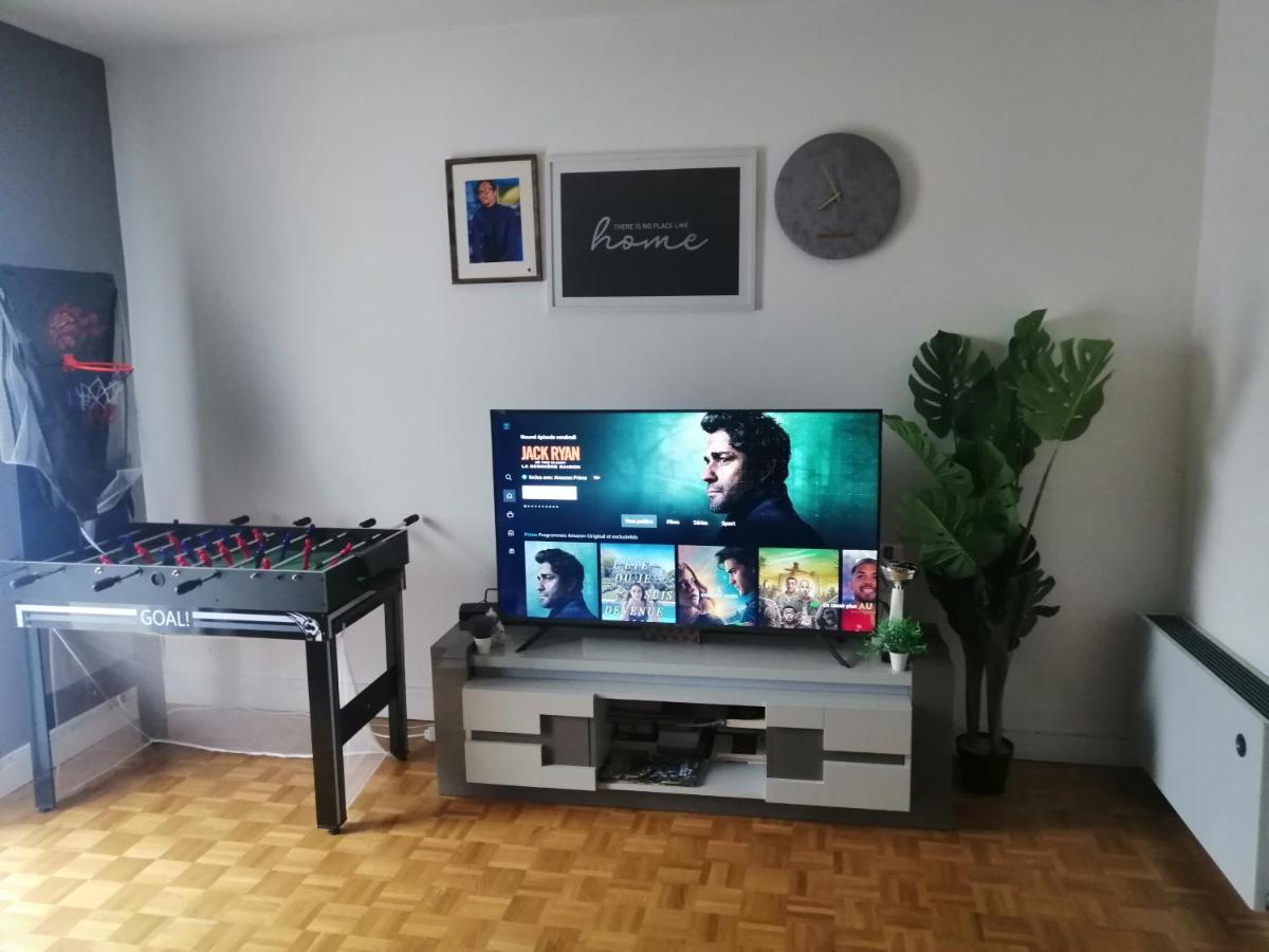 Chambre Dans Appartement A Niort Exteriér fotografie