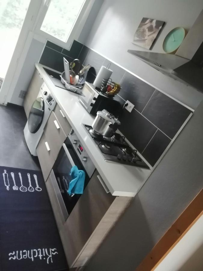 Chambre Dans Appartement A Niort Exteriér fotografie