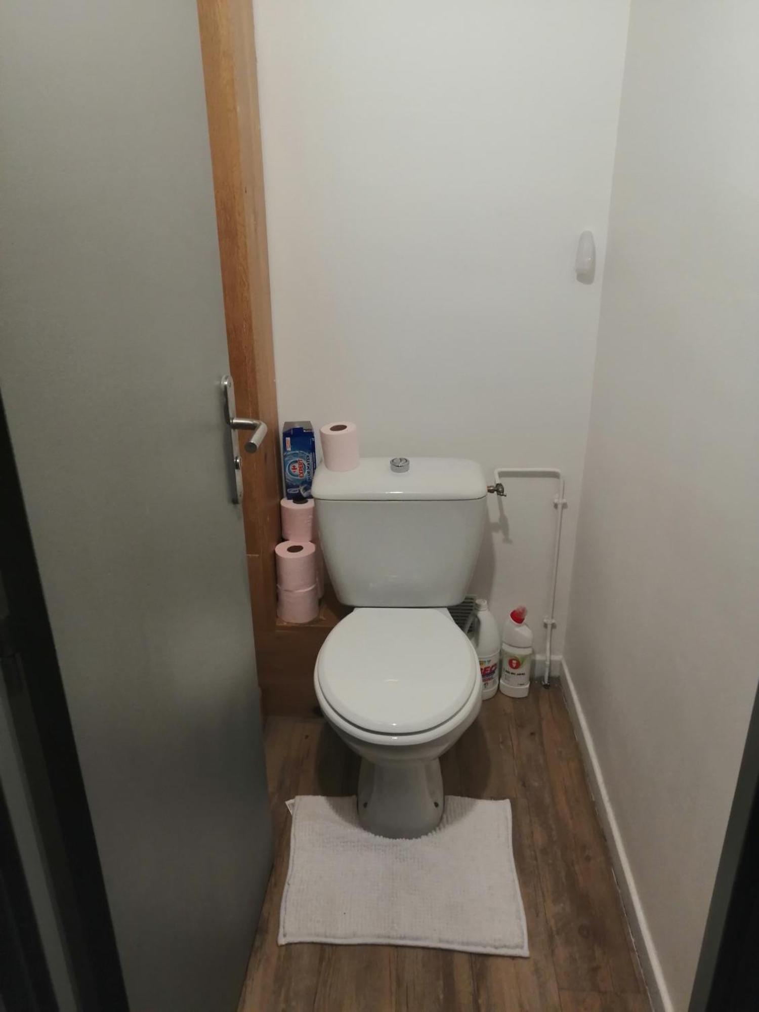 Chambre Dans Appartement A Niort Exteriér fotografie