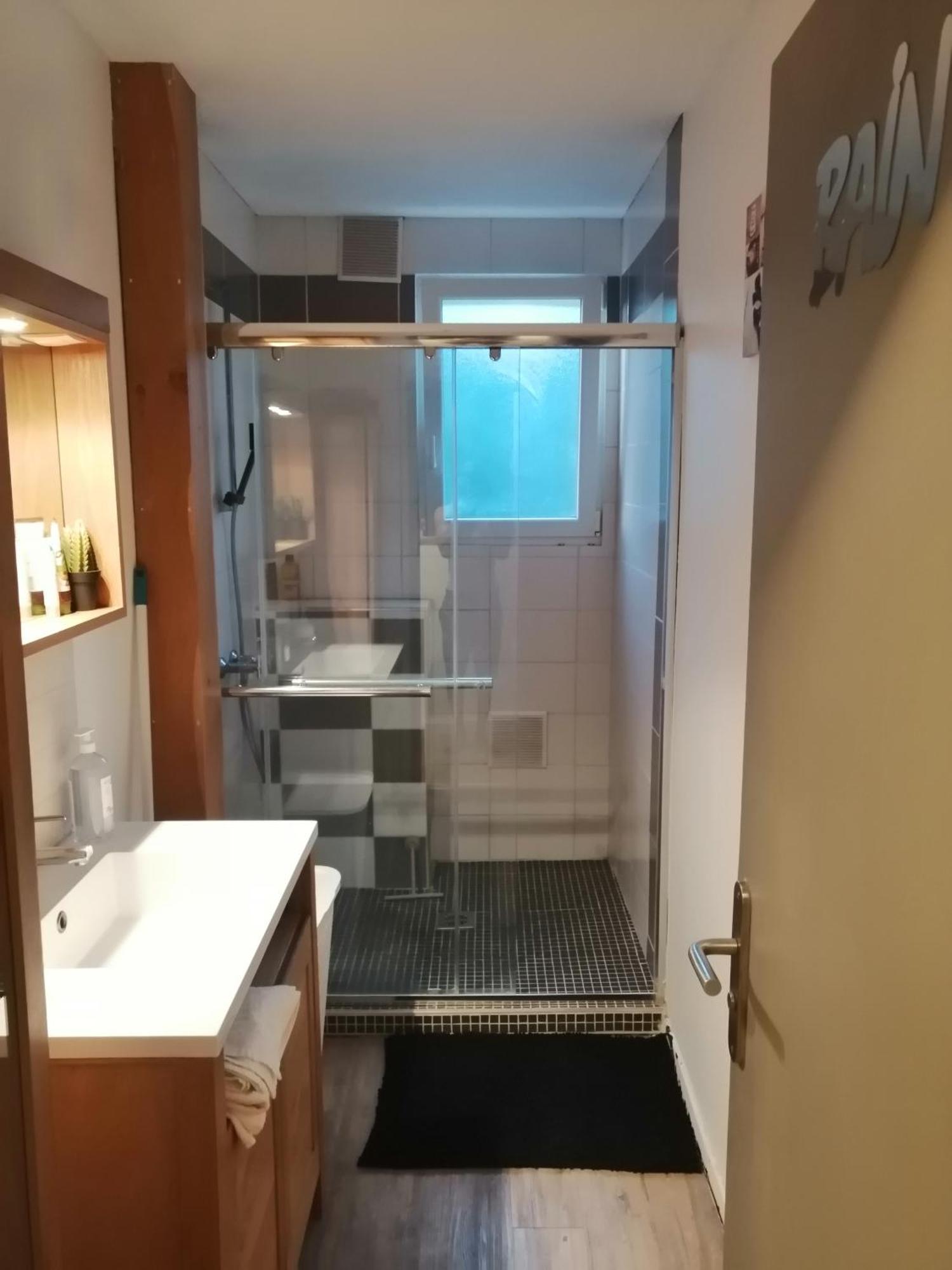 Chambre Dans Appartement A Niort Exteriér fotografie
